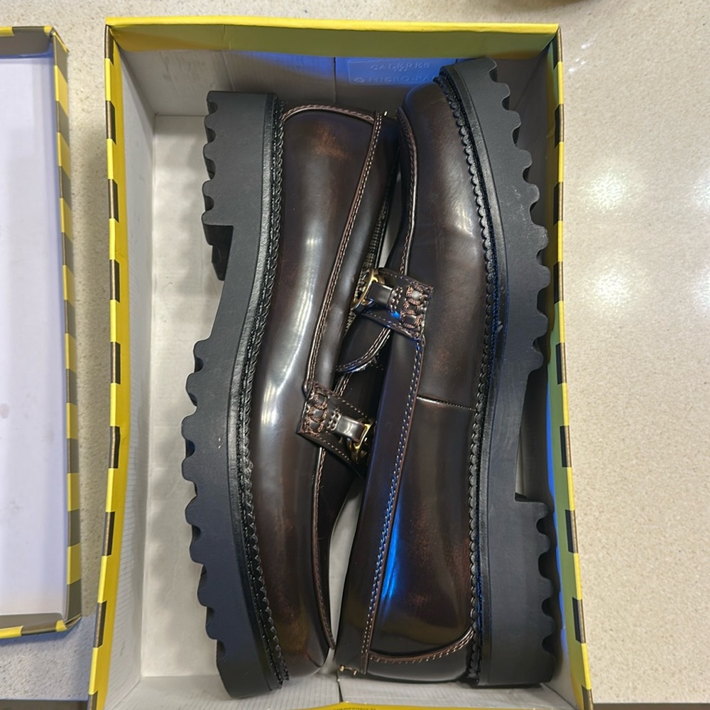NWT Circus NY size 10 Deana loafers in Chestnut Brush